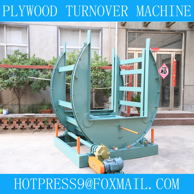 Plywood tumover machine